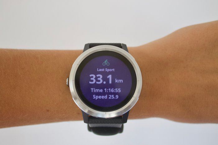 Часы Garmin Vivoactive 3, виджет последний спорт